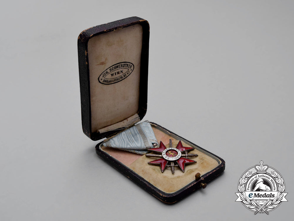 a_bulgarian_military_order_for_bravery;4_th_class_knight's_breast_badge_i_224