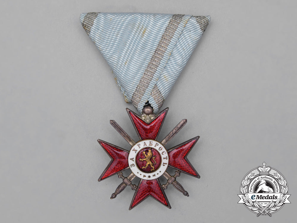 a_bulgarian_military_order_for_bravery;4_th_class_knight's_breast_badge_i_225_1