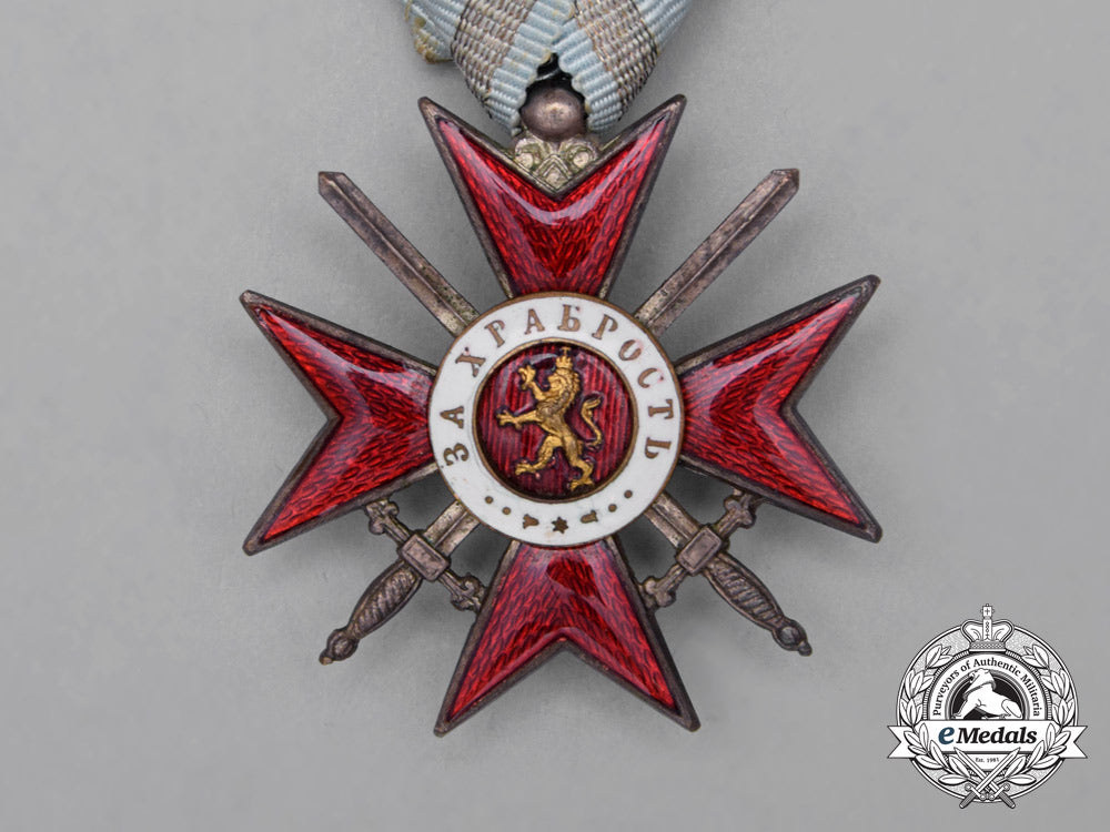 a_bulgarian_military_order_for_bravery;4_th_class_knight's_breast_badge_i_226_1