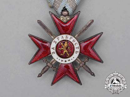 a_bulgarian_military_order_for_bravery;4_th_class_knight's_breast_badge_i_226_1
