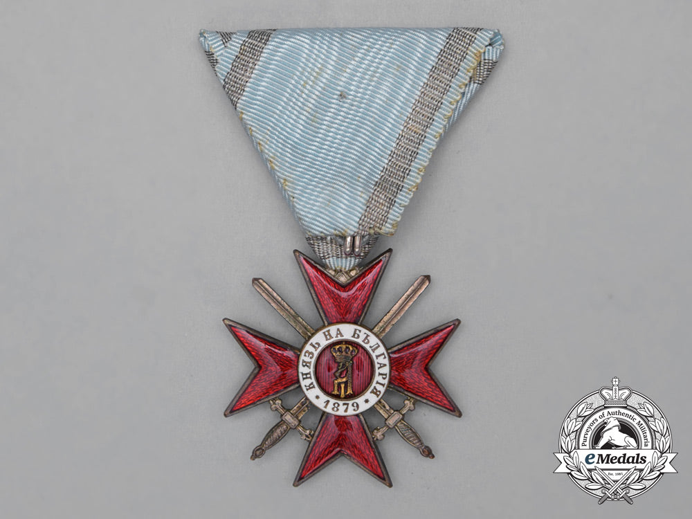 a_bulgarian_military_order_for_bravery;4_th_class_knight's_breast_badge_i_228_1