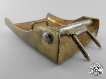 an_hj_belt_buckle_with_enamels_i_232