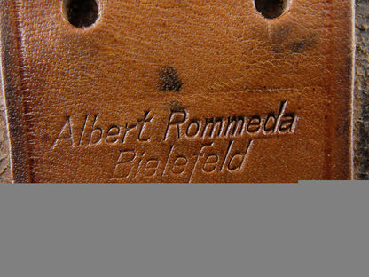 a_red_cross_enlisted_man's_belt_with_buckle;1938_pattern_i_334