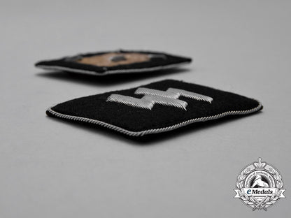 a_set_of_waffen-_ss_untersturmführer_collar_tabs:_ss-_rzm_tagged_i_382_1