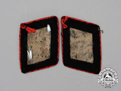 germany._a_matching_set_of_waffen-_ss_oberscharführer_collar_tabs_i_384_1_1_1