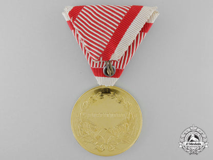 an_absolutely_mint_first_war_austrian_golden_bravery_medal_for_officers_i_525