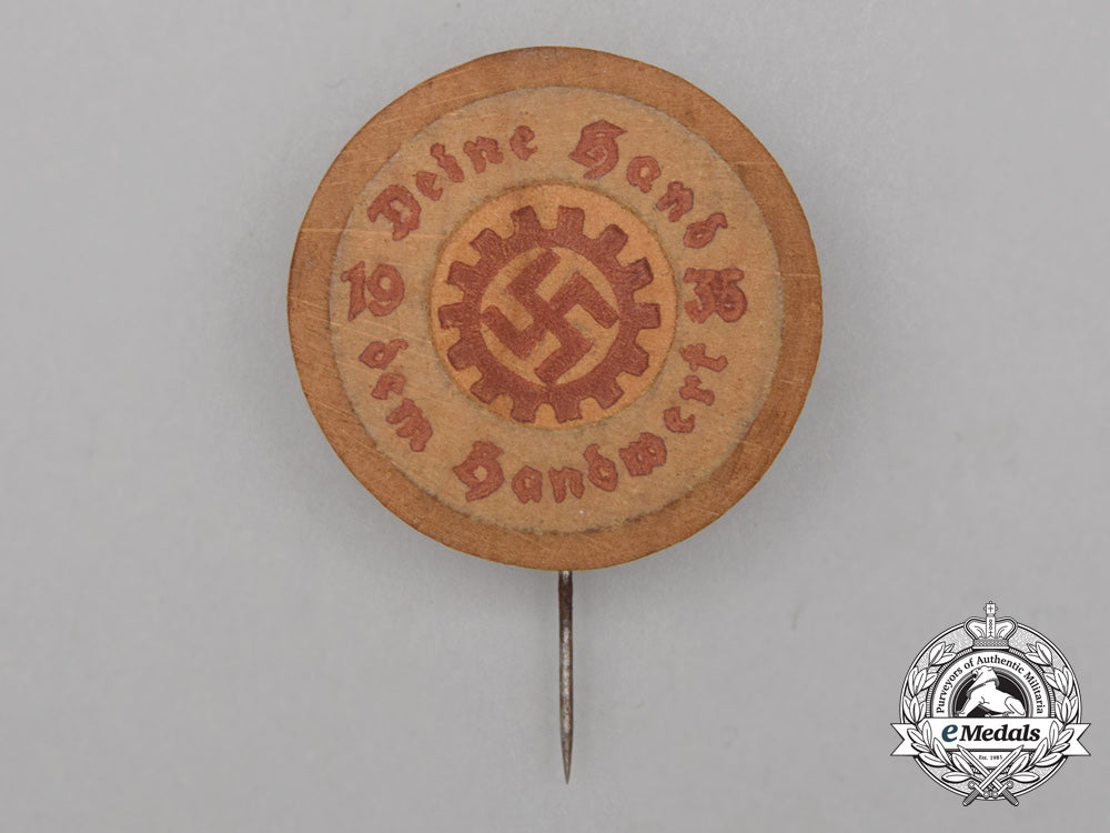 a1935_daf“_deine_hand_dem_handwerk”_badge_i_594_1