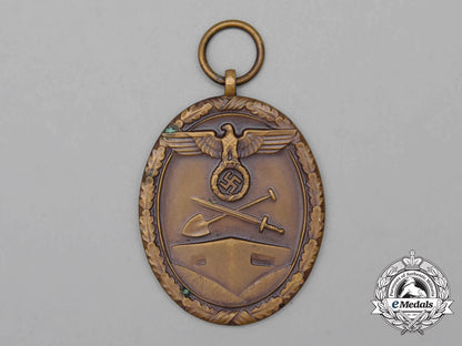 a_second_war_german_iron_cross1939_medal_pair_with_boutonniere&_medal_ribbon_bar_i_641_1