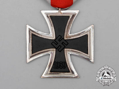 a_mint_and_unissued_iron_cross1939_second_class_i_657