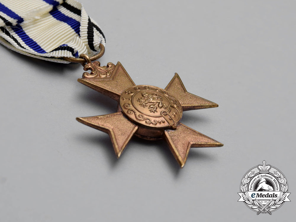 a_cased_bavarian_military_merit_cross;3_rd_class_by_deschler&_sohn_i_673_1
