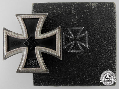 an_iron_cross_first_class1939_for_storming_the_heights_of_krjubowo_on_november26,1942_i_682