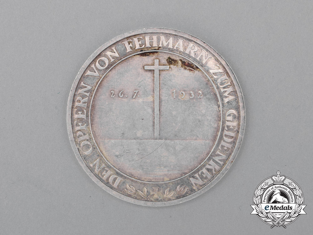 a1932_donation_coin_for_the_sinking_of_the_training_vessel_niobe_i_722_1