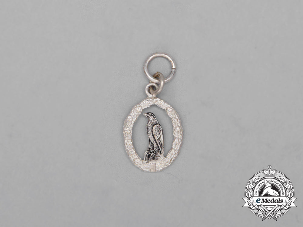 a_scarce_second_war_german_retired_luftwaffe_pilot_miniature_badge_i_734_1