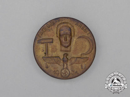 a1934“_day_of_labour”_badge_i_775