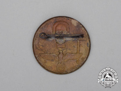 a1934“_day_of_labour”_badge_i_776