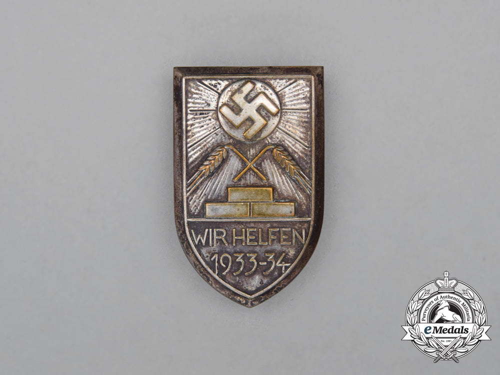 a1933/34_whw“_we_are_helping”_donation_badge_i_907_1