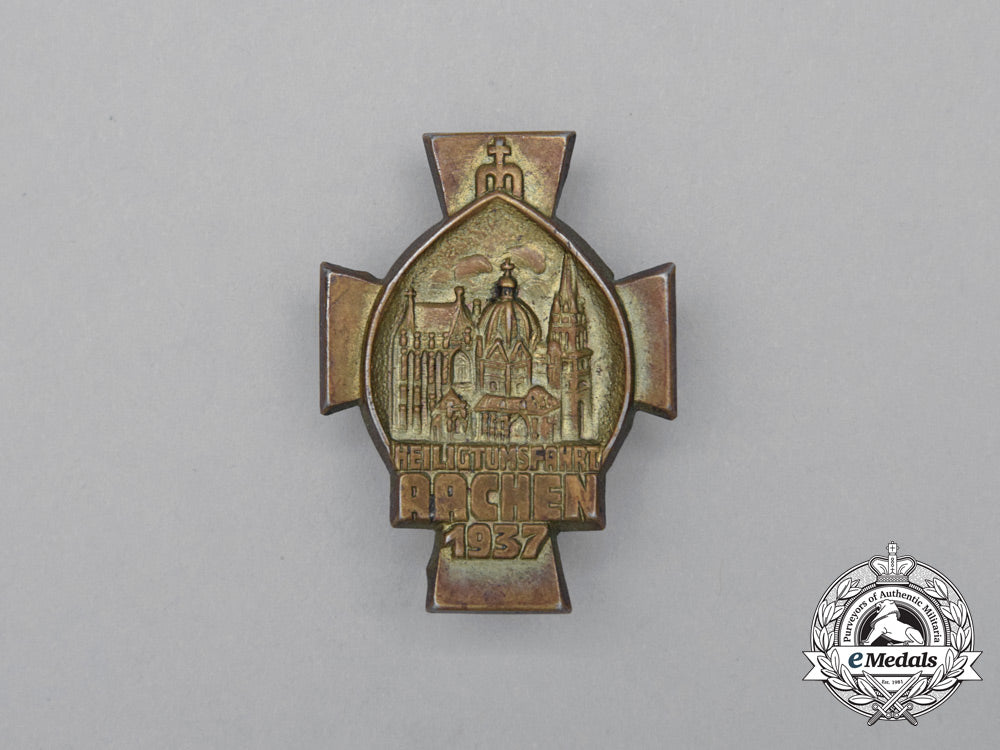 a1937_aachen_pilgrimage_badge_i_975_1