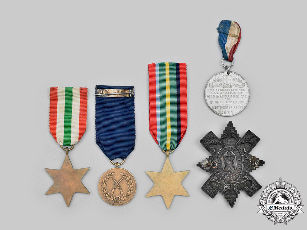 united_kingdom._a_lot_of_five_items_c2020_897_mnc8781