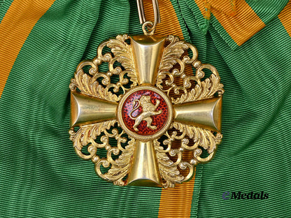 baden,_grand_duchy._a_rare_order_of_the_zähringer_lion,_grand_cross_in_gold_e_medals__g62624_4