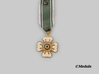 brazil,_republic._an_order_of_military_merit,_grand_officer_set_in_case,_c.1975_e_medals__m0332-35_15