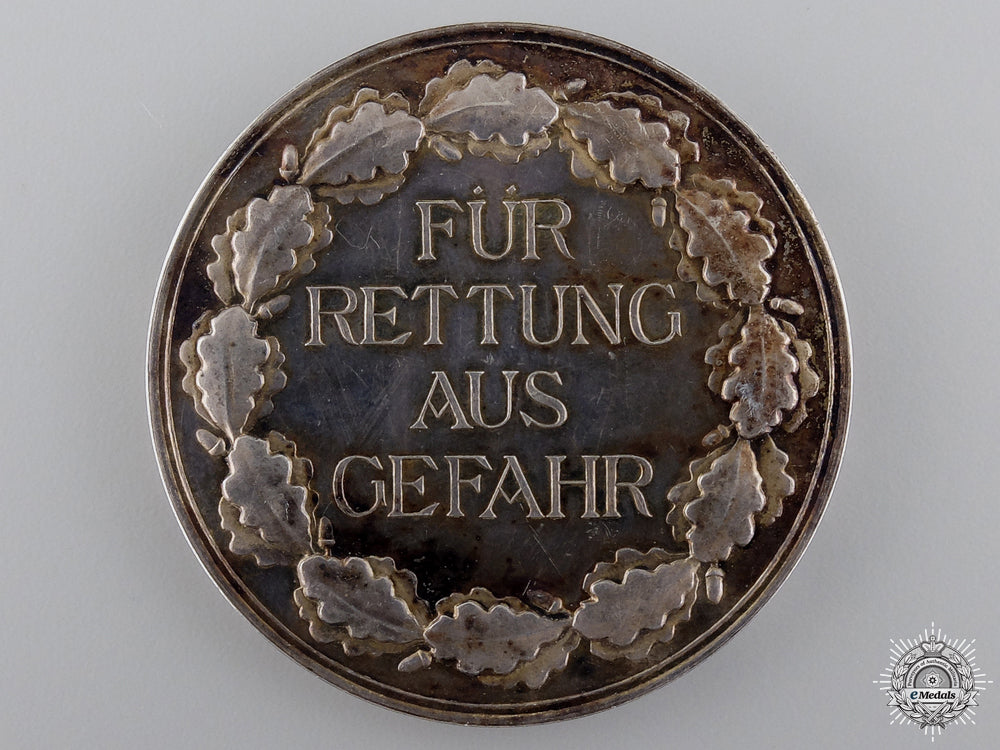 a_rare1937_german_life_saving_medal_in_silver_img_002.jpg54809c44297df