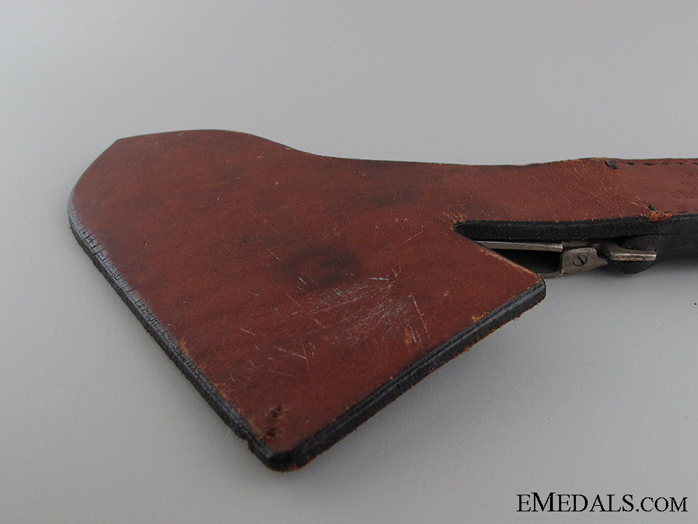 rad_enlisted_hewer_leather_dagger_hanger1938_img_0105_copy