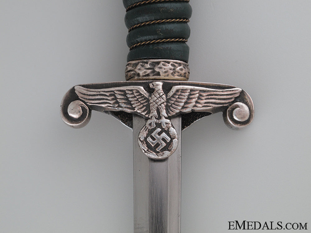 land_custom_official_dagger_by_wkc_img_0185