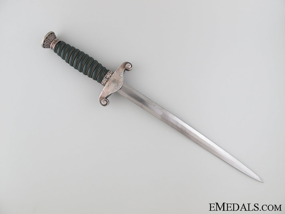 land_custom_official_dagger_by_wkc_img_0190