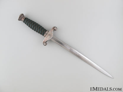 land_custom_official_dagger_by_wkc_img_0190