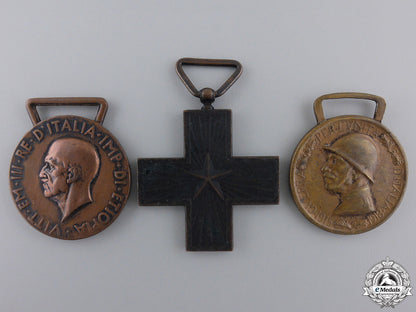 three_italian_medals_and_awards_img_01.jpg5522bab5b71dd