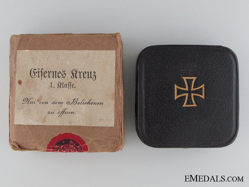 cased_iron_cross1_st._class1914,_sy_and_wagner_img_01.jpg531dfa7a77c34