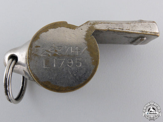 an_air_ministry_issued_air_crew_rescue_whistle_img_01.jpg55ad075242c7f