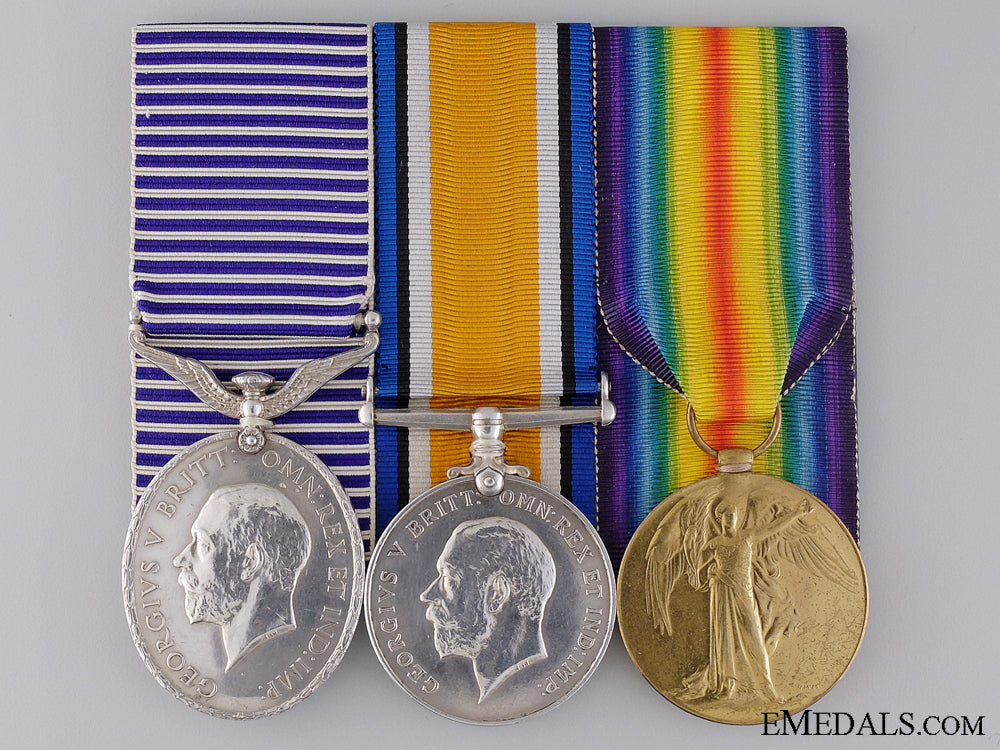 a_superb_dfm_group_to_herbert_hunt_credited_for_eleven_enemy_victories_img_02.jpg5445154b1998f