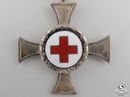 a_german_red_cross_sister_cross;_first_model_img_02.jpg5550fcfbe1c16