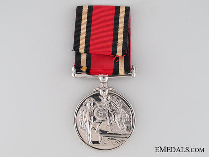 queen's_medal_for_champion_shot_in_canada_img_02.jpg52e80162edb4b