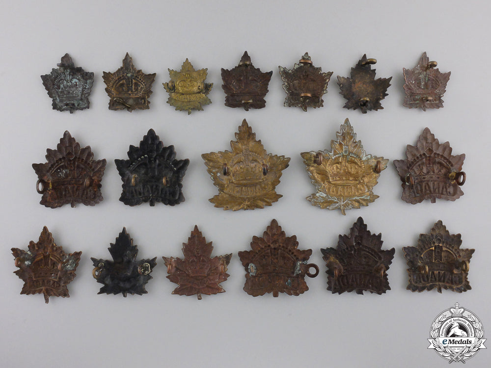 canada._eighteen_first_war_general_service_cap&_collar_badges_img_02.jpg5550e901e30e0