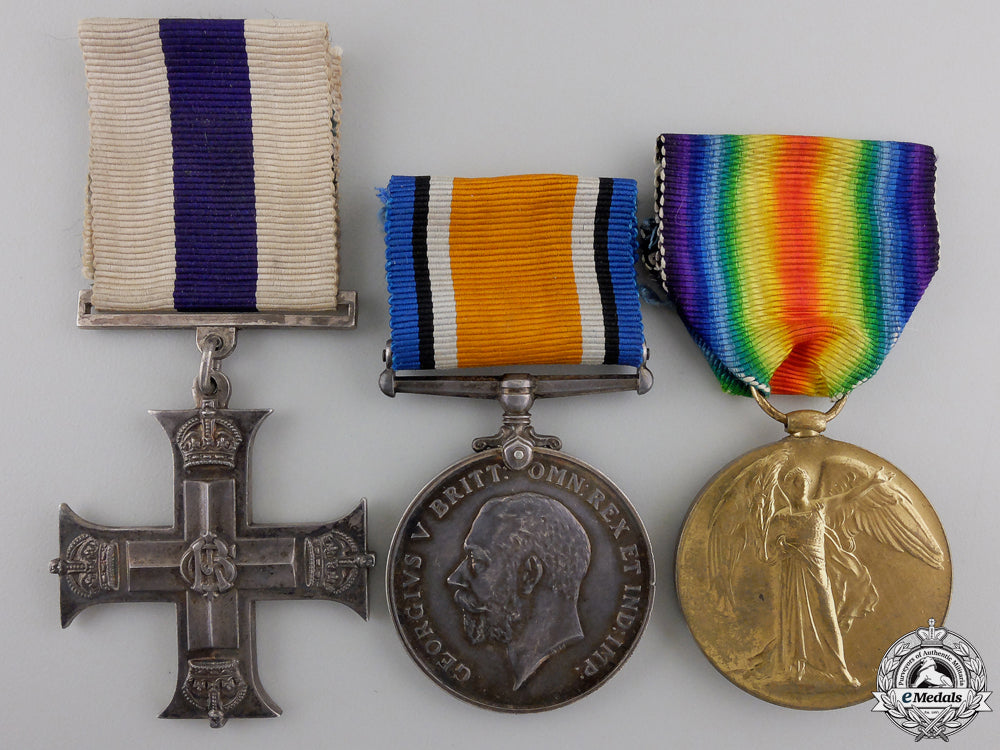 a_first_war_canadian_military_cross_for_passchendaele1917_img_02.jpg554cff9dc9b38