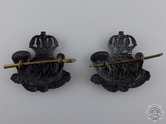 A Pair Of Inter-War Royal Rifles Of Canada Collar Badges