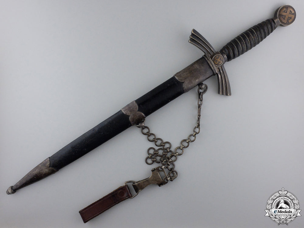 an_early1_st_model_luftwaffe_dagger_by_david_malsch;_unit_marked_img_02.jpg55315f8ce3039