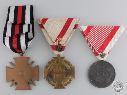 three_first_war_german_and_austrian_medals_img_02.jpg548f29c4666cc