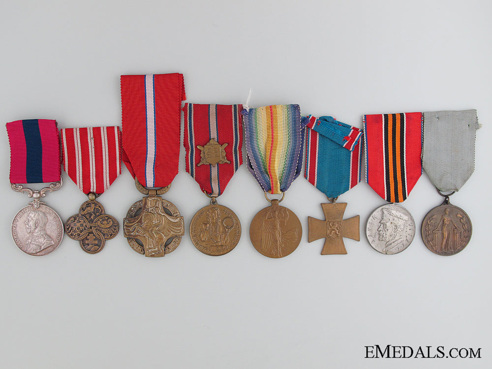 czechoslovakia._rare_great_war_d.c.m._group_attributed_to_a_czech_legionnaire_img_02.jpg534599127c3aa_1_1