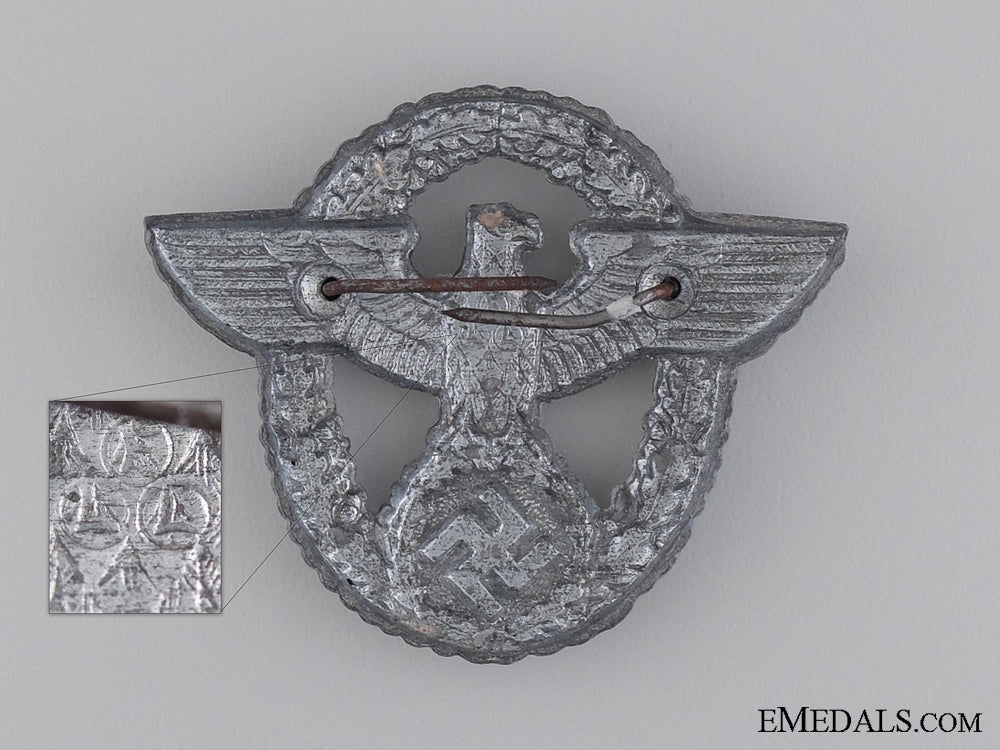 a_police_cap_badge_by_friedrich_linden,_lüdenscheid_img_02.jpg54106c3da42fb