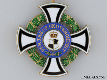 hohenzollern,_house_order_of_hohenzollern;_honour_cross_second_class,_in_gold_img_02.jpg53ab1bfc583a3