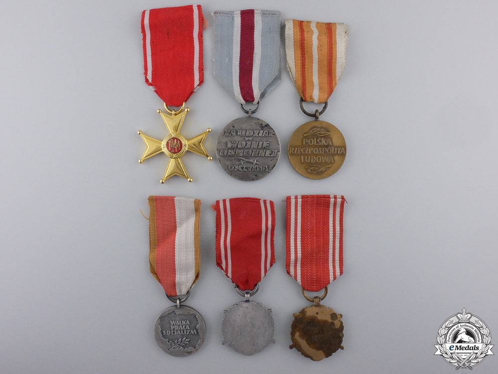 poland,_republic._a_lot_of_medals&_awards_img_02.jpg552d75c1c1009
