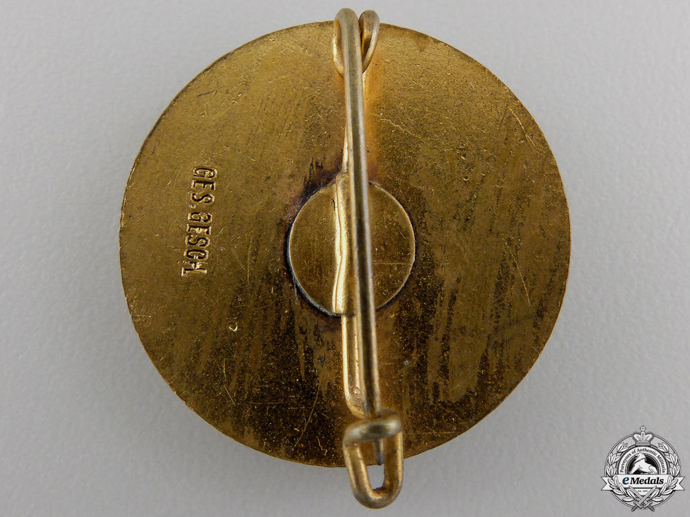 an_ns-_rkb_veteran_forty_year_membership_badge_img_02.jpg5548fc2e15d48