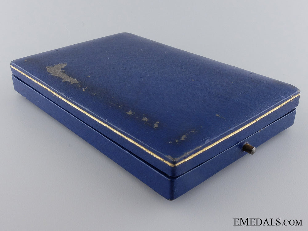 a_pour-_le-_merite_by_schickle_with_case_img_02.jpg546665a1321d4