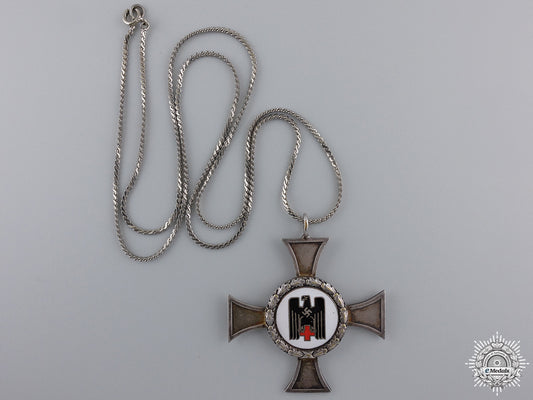 a_german_red_cross_sister's_cross;_silver_grade_with_wreath_img_02.jpg54ff19c2bd155