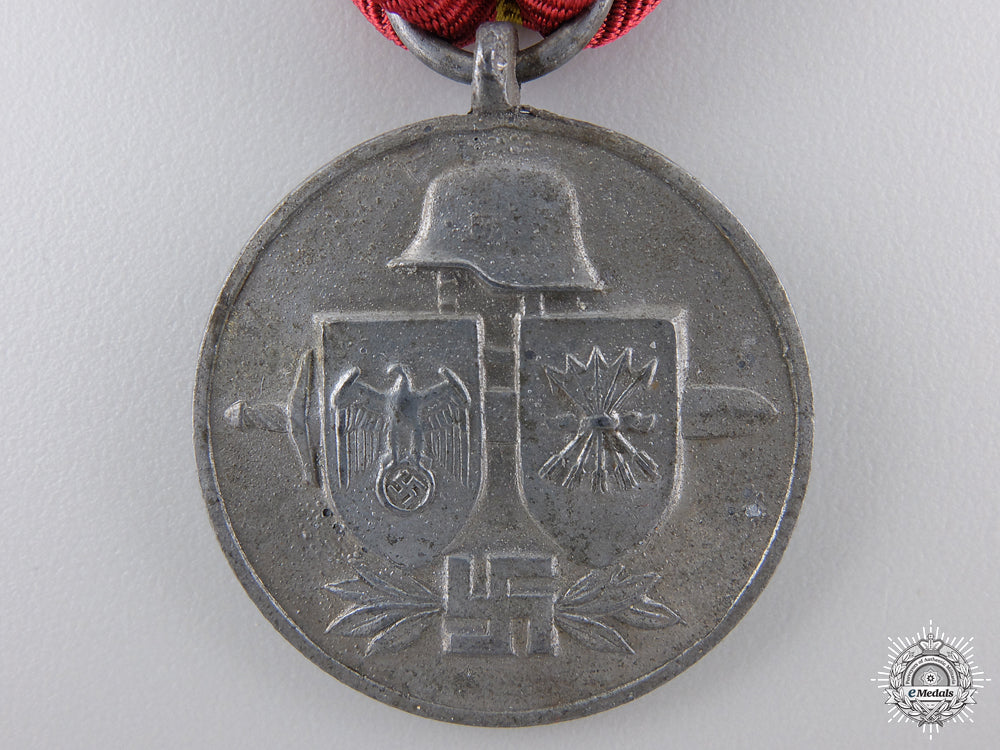 a_spanish_blue_division_in_russia_commemorative_medal_img_02.jpg54f755cf05f21