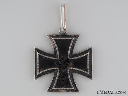 a_knight's_cross_of_the_iron_cross_by_juncker_img_02.jpg5357c46ae5ca7