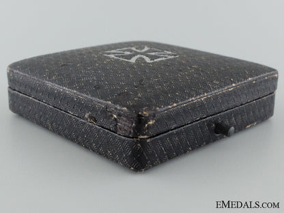 an_iron_cross_first_class1914_by_k.a.g.;_with_case_of_issue_img_02.jpg5385ec3c772ac